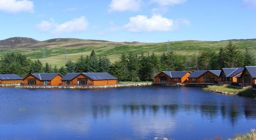 Lodge 9 Glengoulandie Lodges Aberfeldy Exteriör bild